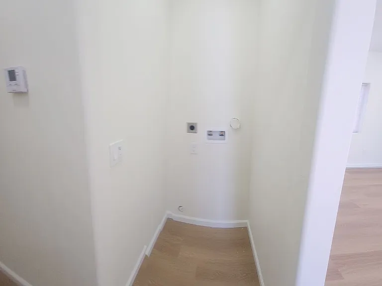 550-554 556 Foothill Blvd — Photo 92