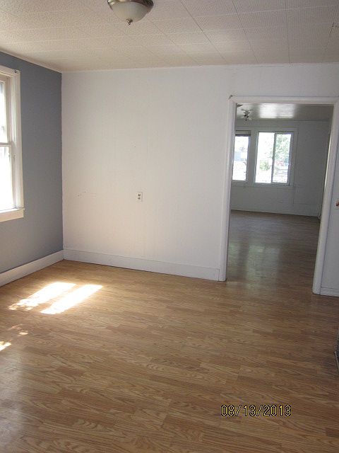 2nd image of 2163 Arthur St