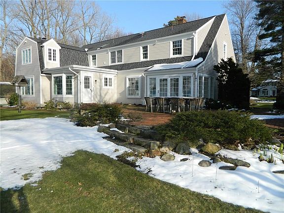 2nd image of 6202 Lake Shore Dr
