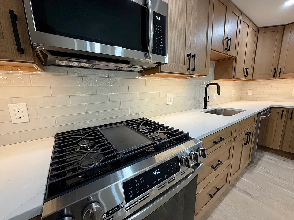 96 Miller Ave #5
