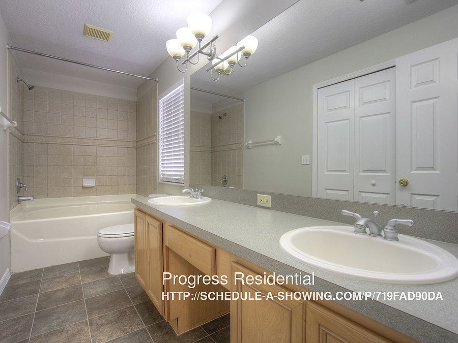 1st image of 3305 Pine Top Dr