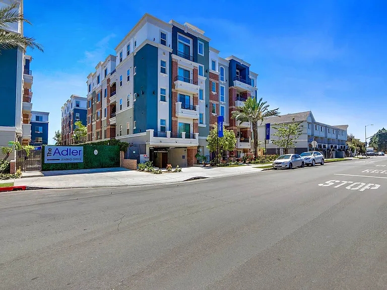 The Adler Apartments — Photo 2