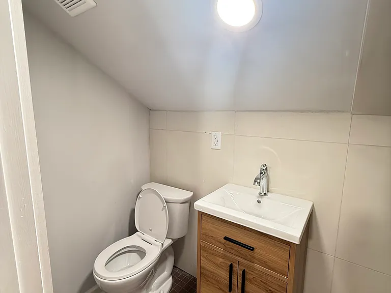 603 Willard Ave SW #B — Photo 7