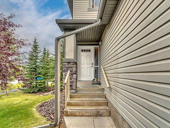 4th image of 331 S Ranch Ridge Mdw