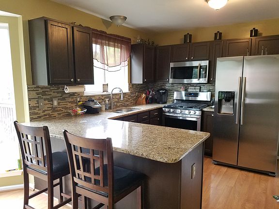 4th image of 4635 Commerce Woods Dr