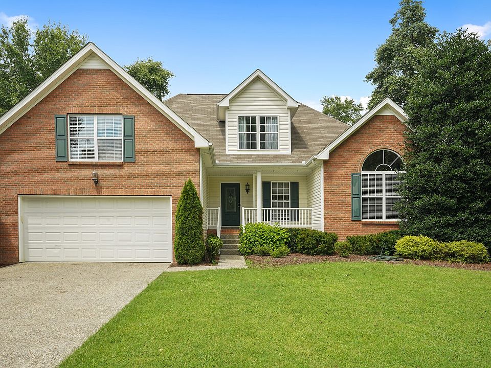 1st image of 105 Willowleaf Ln