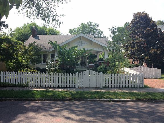 3rd image of 1716 Emoriland Blvd