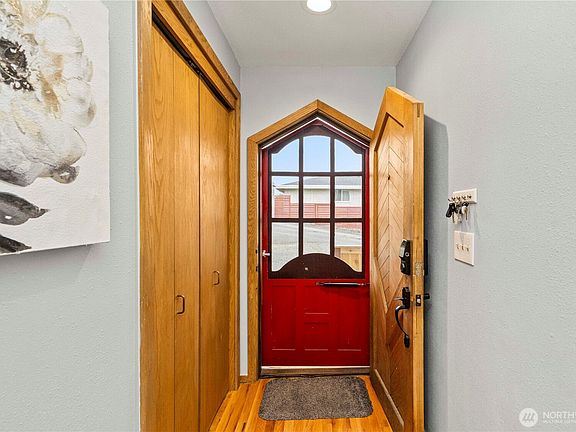 4th image of 3519 N Union Avenue #2