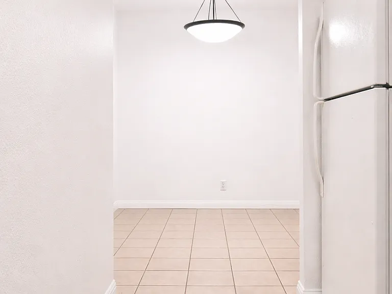 2825 N Los Felices Rd #107 — Photo 6