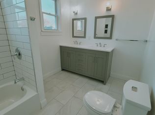 514 E 3rd Ave FLOOR 2, Roselle, NJ 07203