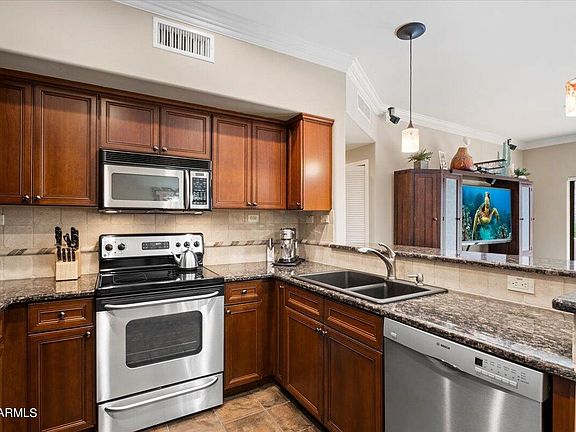 5th image of 20660 N 40th St Unit 1065