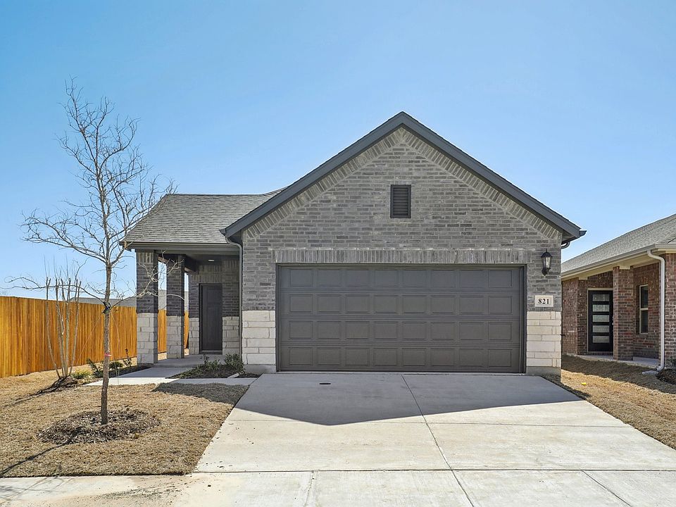 1st image of 821 Honeydew Ln