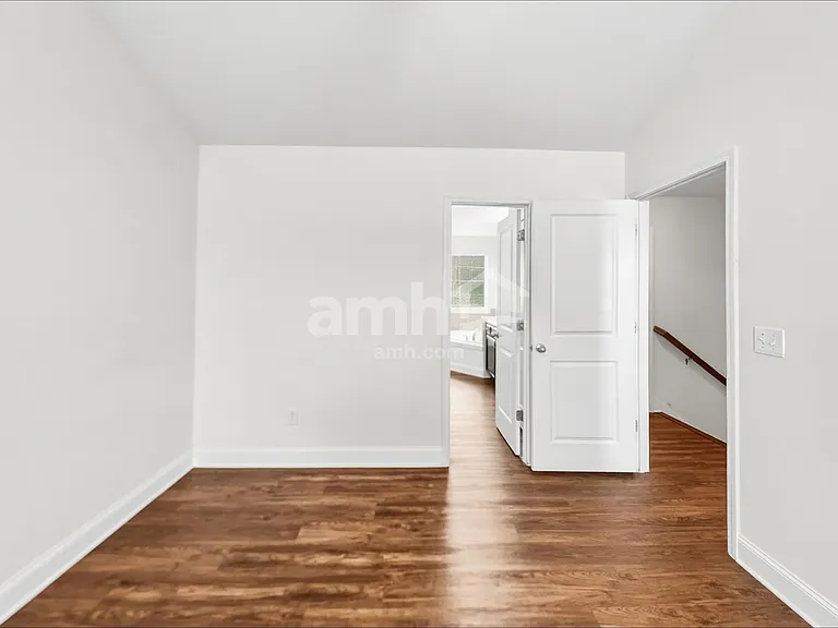 1706 Antebellum Dr — Photo 9