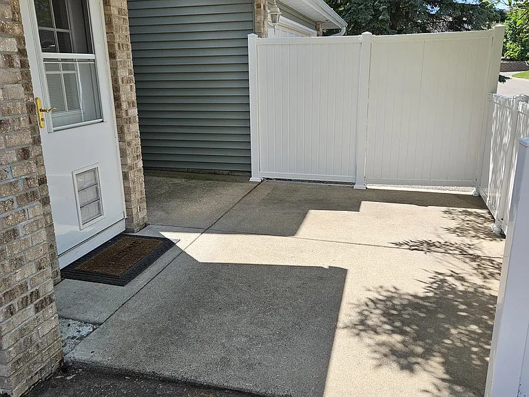 14824 58th St N #2B — Photo 5