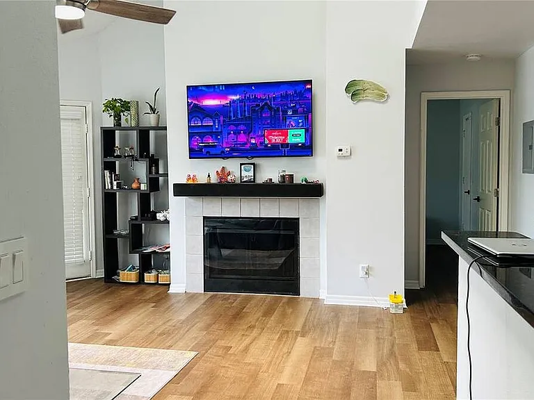 6010 Westgate Dr #303 — Photo 7