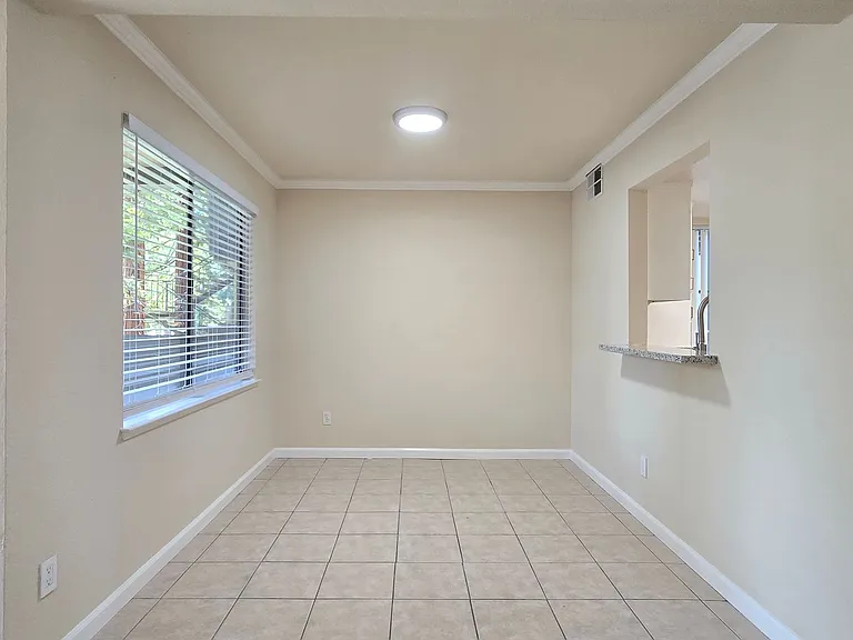 5590 Makati Cir — Photo 8