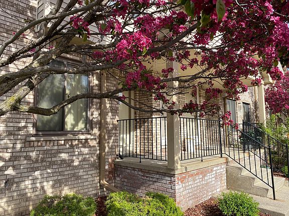 2nd image of 20908 Flora St