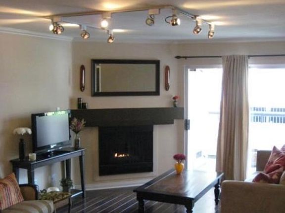5th image of 21500 Burbank Blvd APT 106