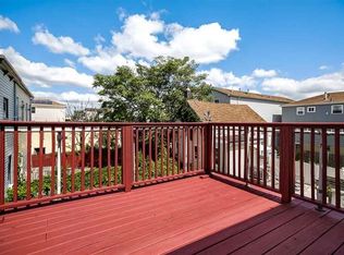 21 1/2 Pierce Ave #3, Jersey City, NJ 07307