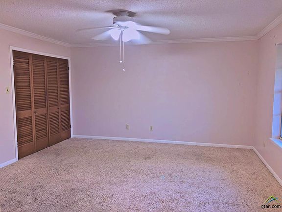 5th image of 2817 Greenwood Ln