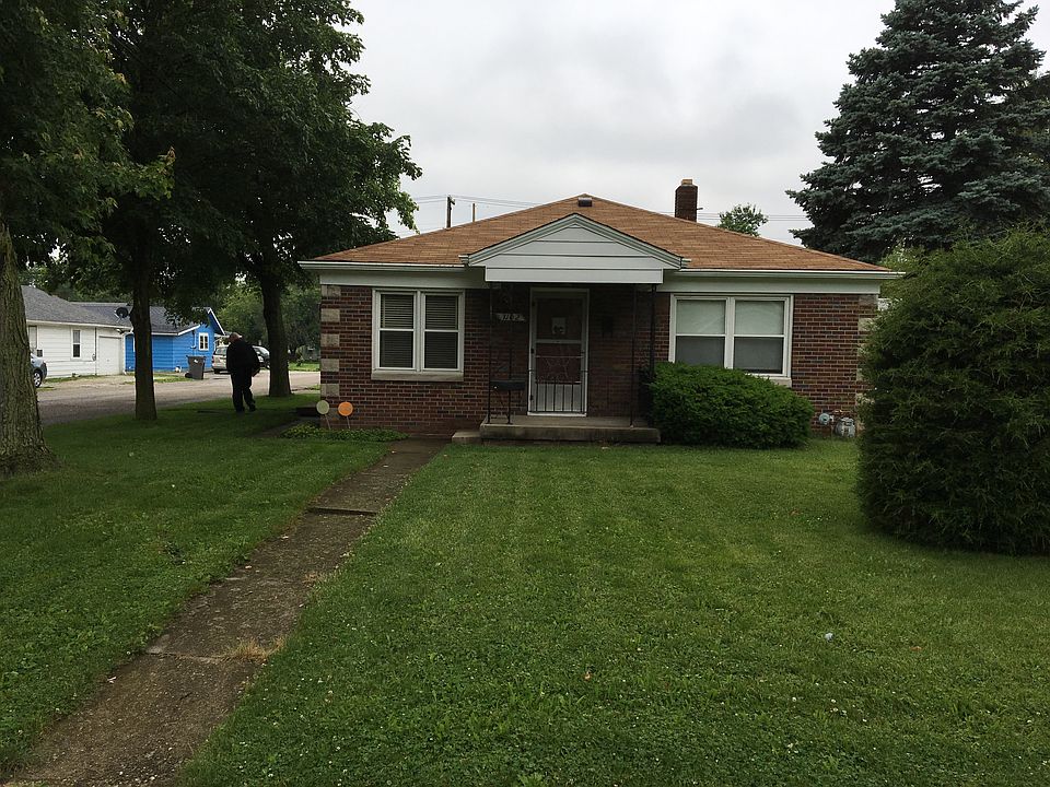 1st image of 1102 Medford Ave
