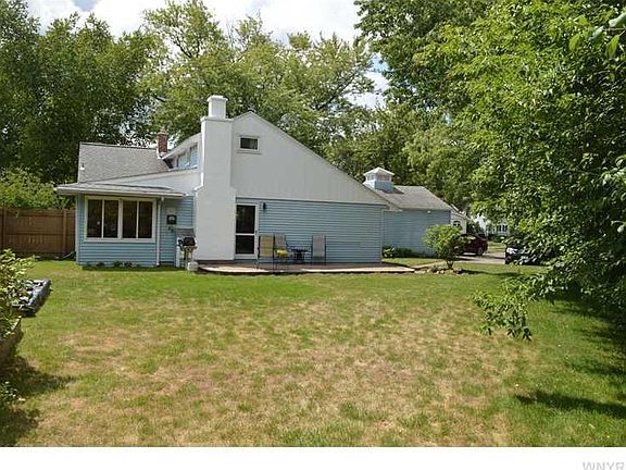 3rd image of 1760 Ellwood Ave