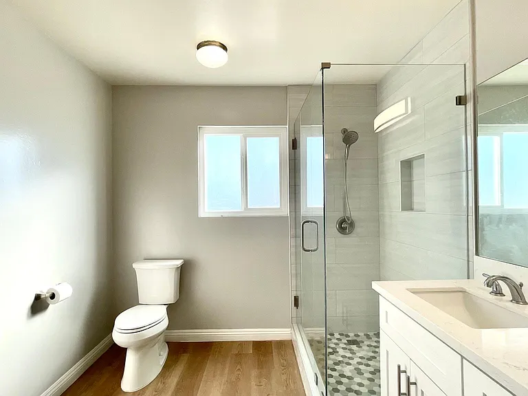 13556 Samantha Ave — Photo 30