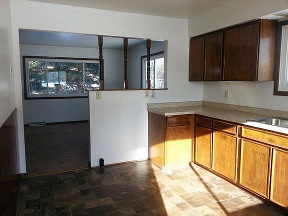 2nd image of 1125 W Birch Ave