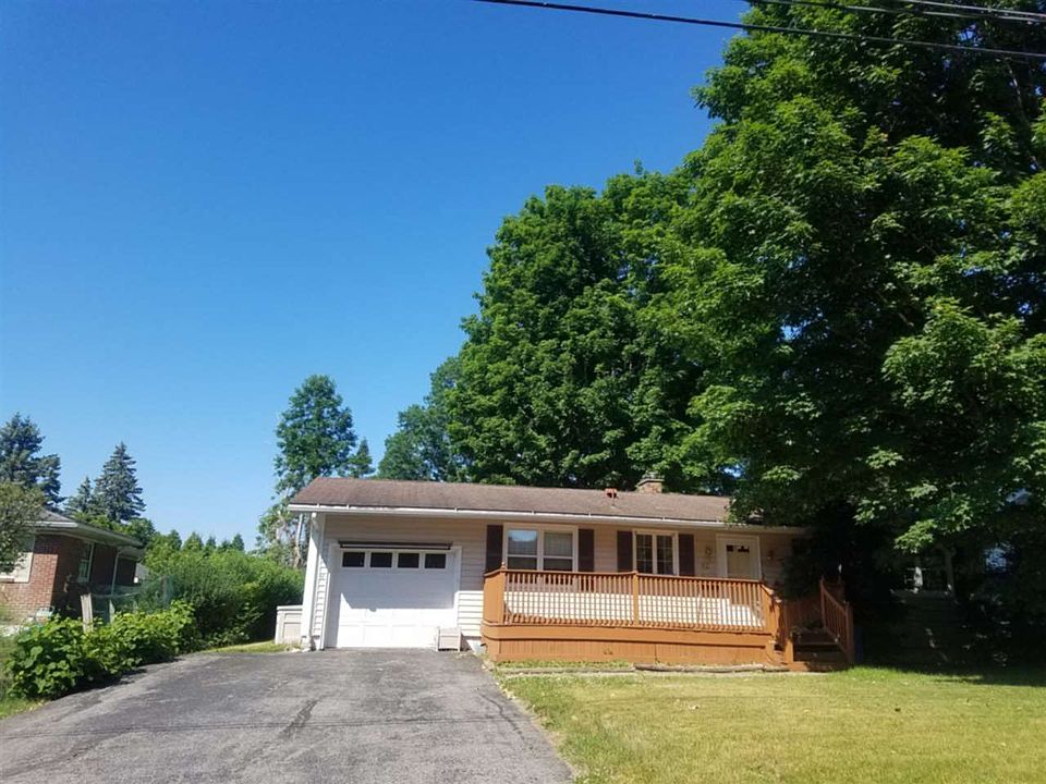 1st image of 62 Prospect Ave
