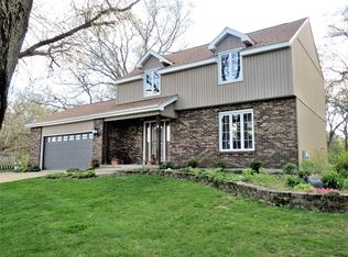 699 Searls Rd, Amboy, IL 61310