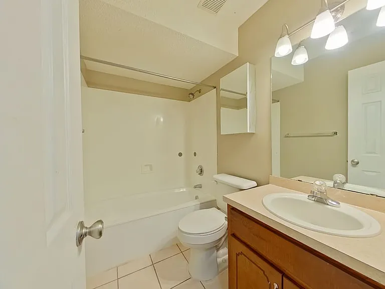 24 Neptune Dr — Photo 16