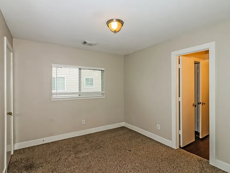 20014 Rustic Lake Ln — Photo 15
