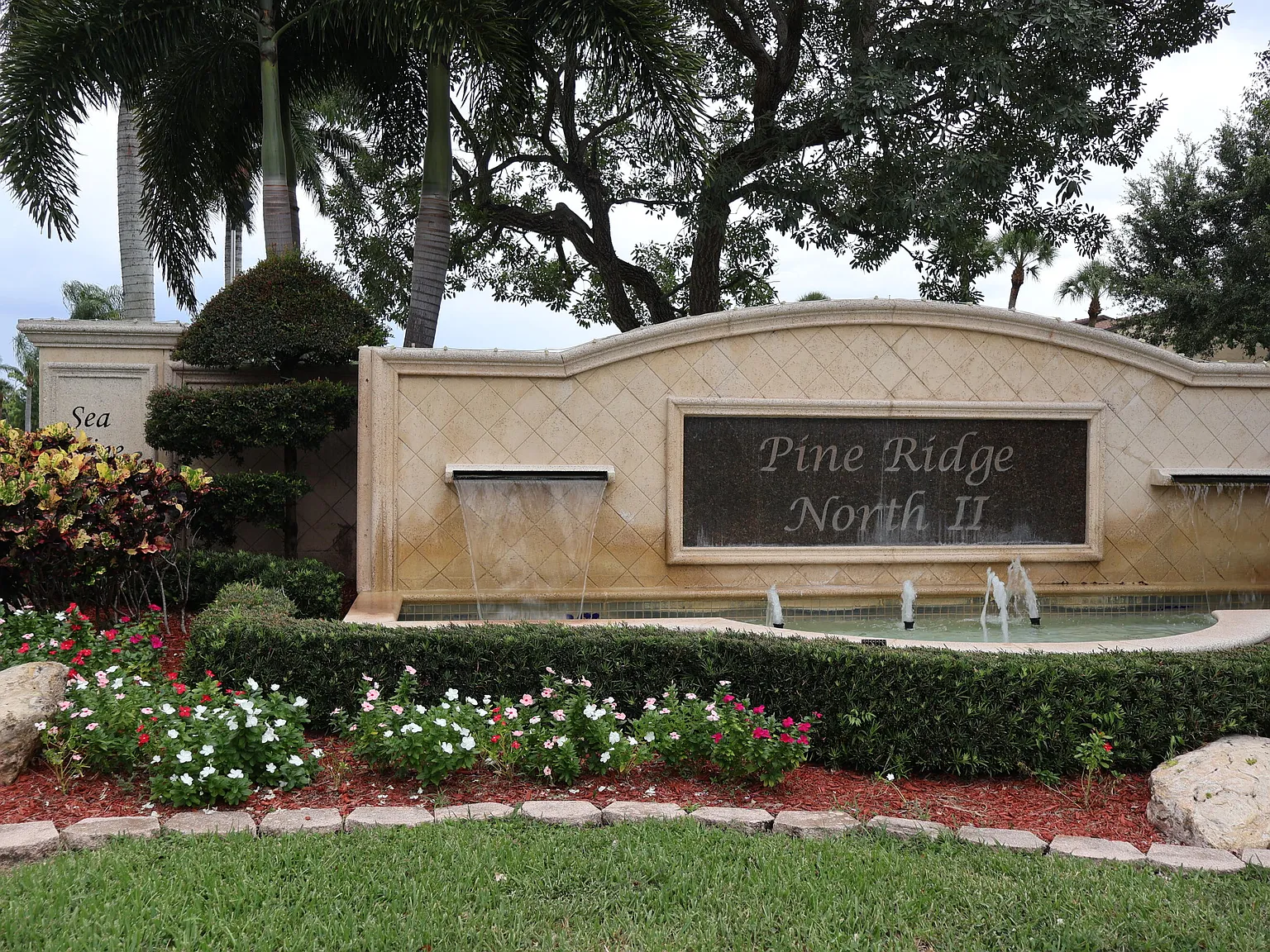 2 bed, 2.0 bath, 1005 sqft, $2,200 — Photo 1