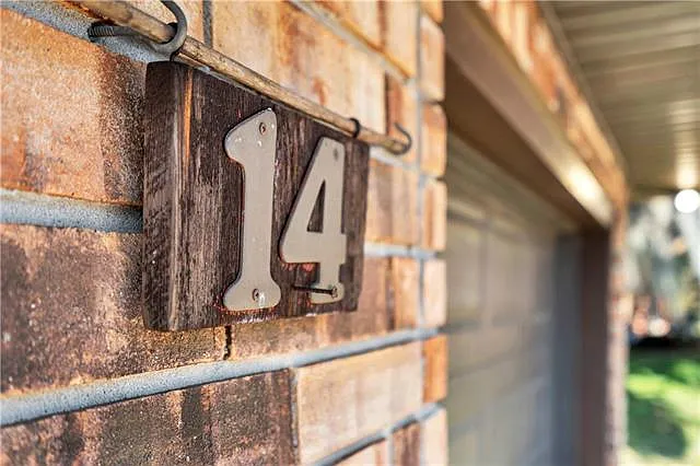 14 Zee Ann Dr — Photo 3