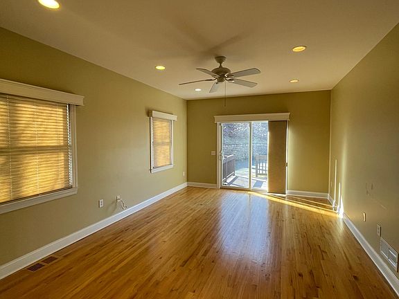 5th image of 27 Russell Pl #2