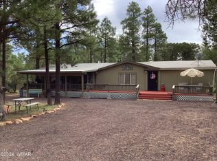 2779 Page Rd, Overgaard, AZ 85933