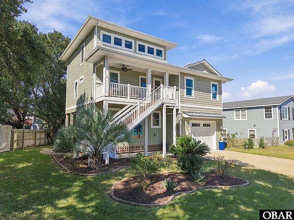 2nd image of 220 W Barracuda Dr