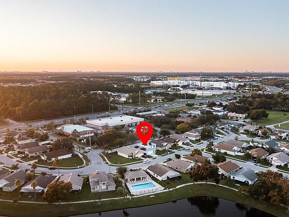 4th image of 2664 Horseshoe Bay Dr