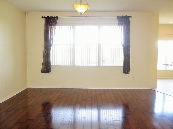 4th image of 1611 Emerald Hill Way