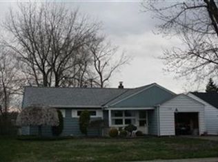 1246 Ranchland Dr, Mayfield Heights, OH 44124
