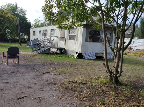 35 Palm Circle, Avon Park, FL 33825