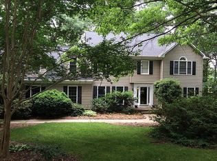 503 Shadowood Ct, Simpsonville, SC 29681
