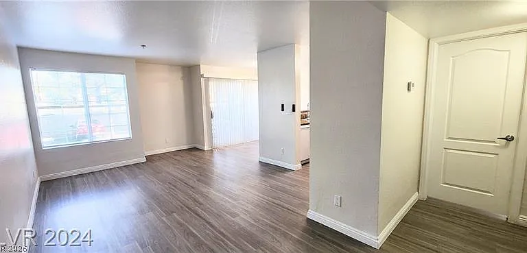 2121 Blue Breeze Dr #101 — Photo 3