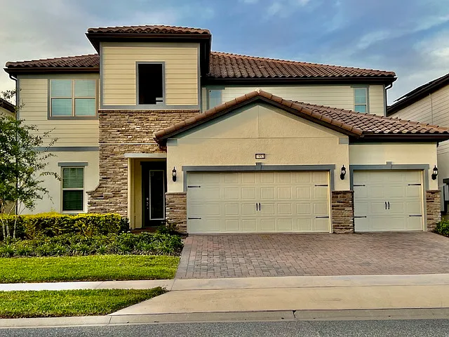 Front of 7952 Wandering Way, Orlando, FL 32836