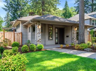 877 9th St, Lake Oswego, OR 97034