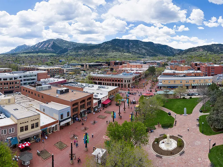 Half a mile to the famed Pearl Street Mall