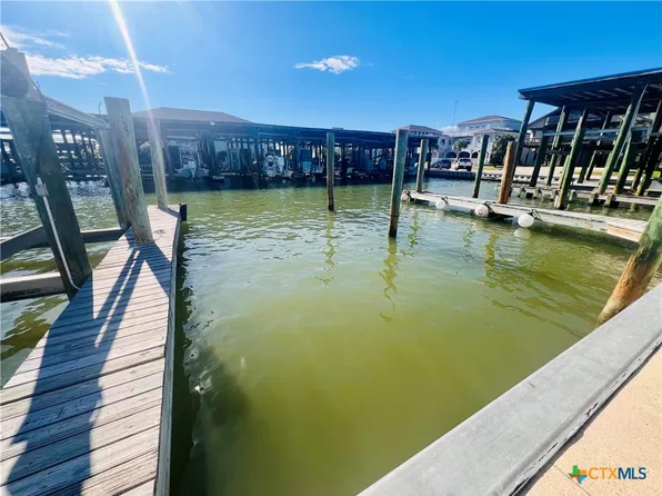 34 Stella Ave, Port O Connor, TX 77982