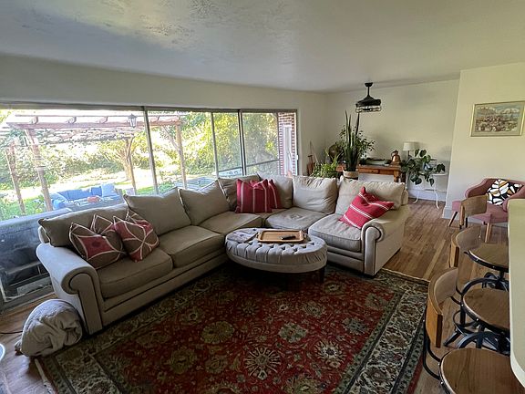 2nd image of 2060 E Delmont Dr