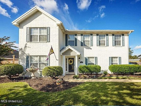 2nd image of 3509 Farrington Ct