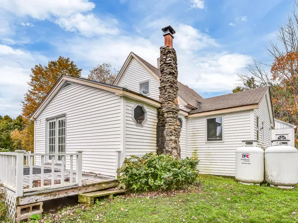 563 Bucksmills Road, Bucksport, ME 04416